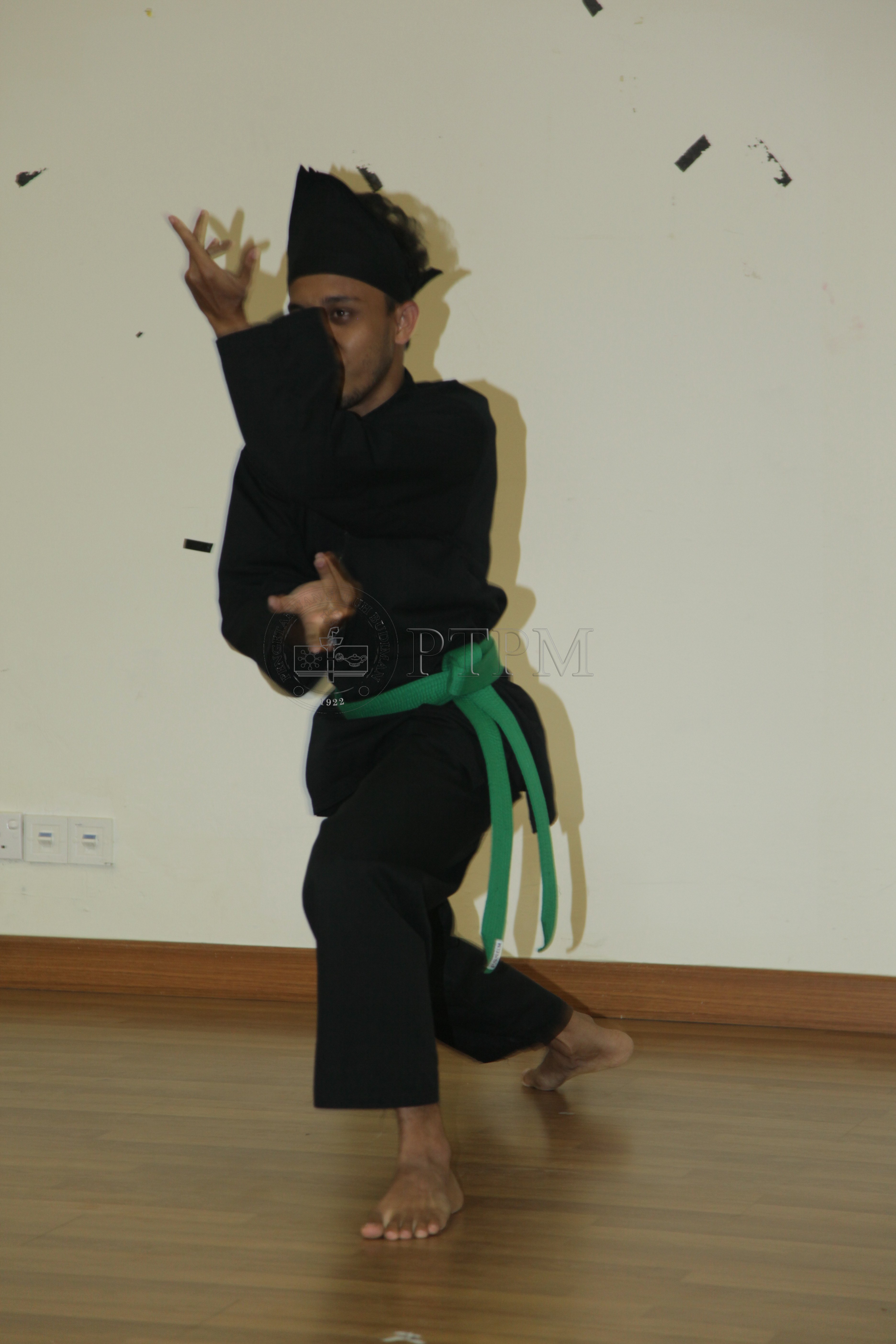 PRO 14 107 KONFREN IMG 0055 (1)